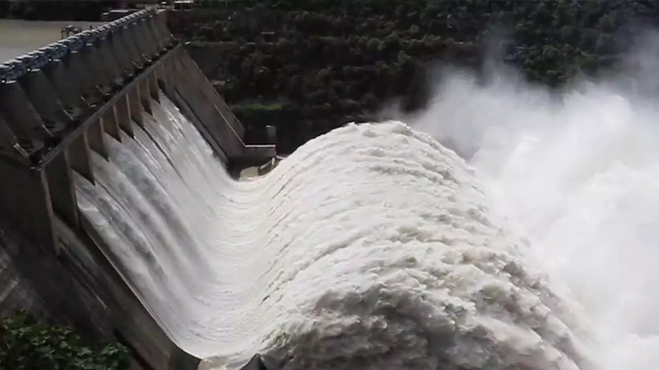 ফারাক্কা বাঁধ পরিদর্শনে বাংলাদেশি প্রতিনিধি দল